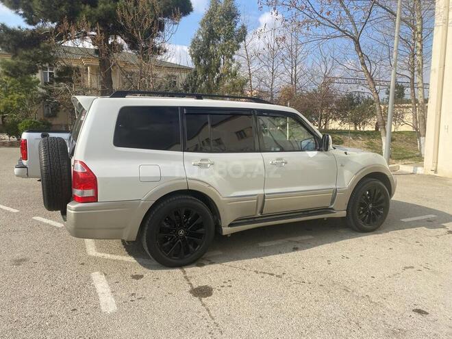 Mitsubishi Pajero 2006, 390,000 km - 3.0 л - Bakı