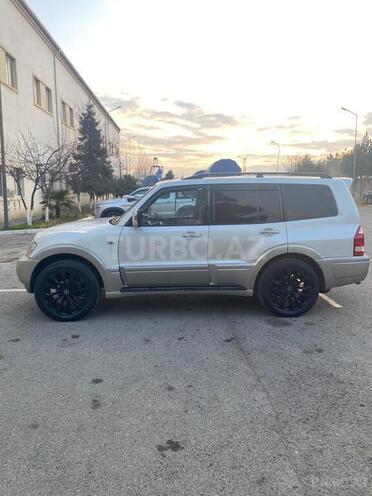 Mitsubishi Pajero 2006, 390,000 km - 3.0 л - Bakı
