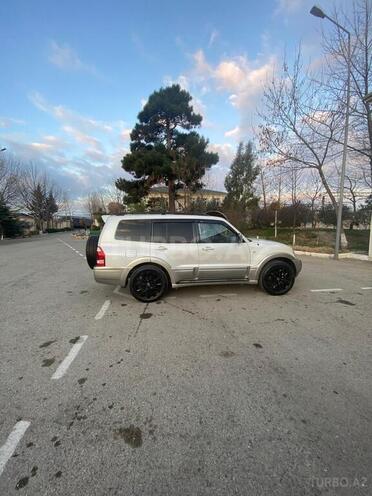 Mitsubishi Pajero 2006, 390,000 km - 3.0 л - Bakı