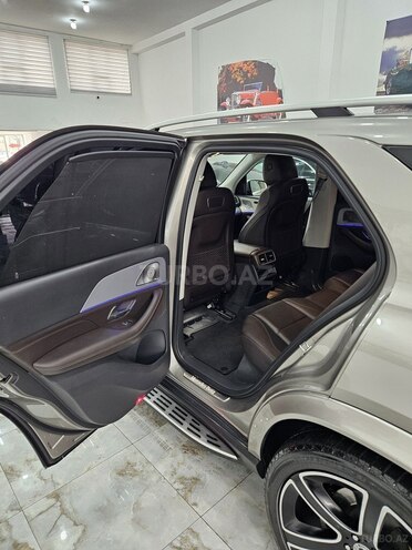 Mercedes GLE 450 4MATIC-11