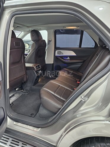 Mercedes GLE 450 4MATIC-10
