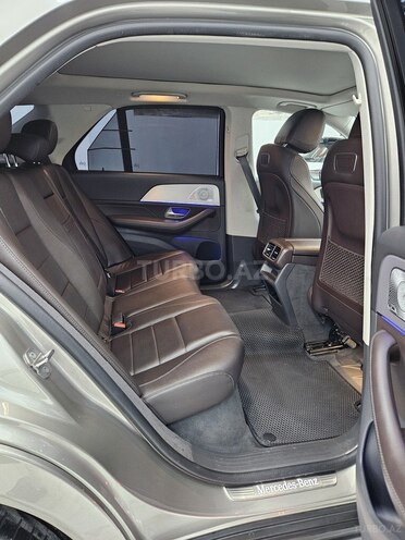 Mercedes GLE 450 4MATIC-12