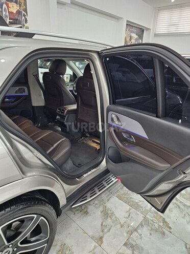 Mercedes GLE 450 4MATIC-13