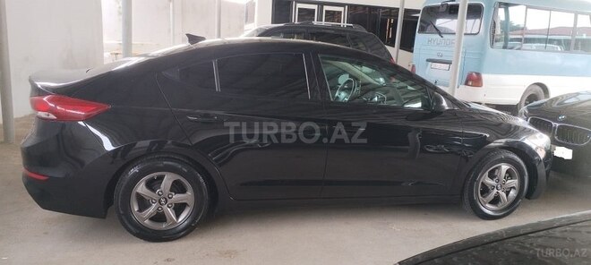 Hyundai Elantra 2016, 207,593 km - 1.4 л - Bakı