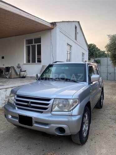 Mitsubishi Pajero io 2003, 300,000 km - 2.0 л - Bakı