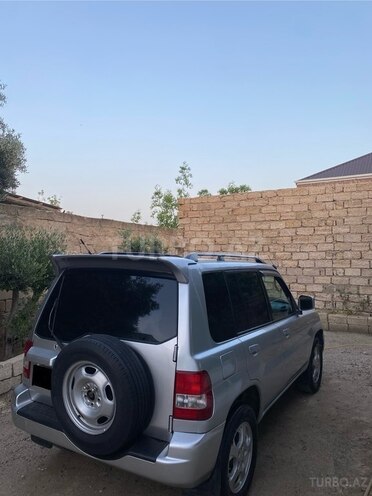 Mitsubishi Pajero io 2003, 300,000 km - 2.0 л - Bakı