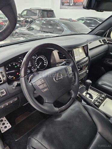 Lexus LX 570 2014, 24,000 km - 5.7 l - Bakı