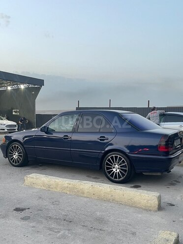 Mercedes C 220 d 2000, 720,000 km - 2.2 л - Bakı