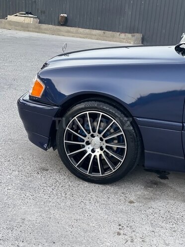 Mercedes C 220 d 2000, 720,000 km - 2.2 л - Bakı
