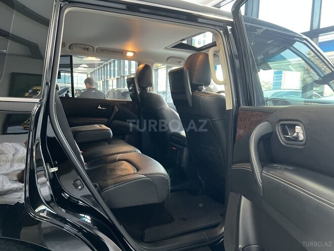 Nissan Patrol 2018, 112,000 km - 5.6 л - Bakı