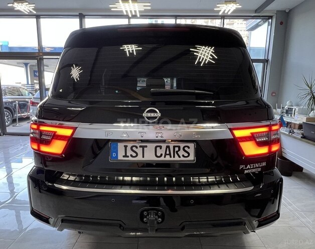 Nissan Patrol 2018, 112,000 km - 5.6 л - Bakı