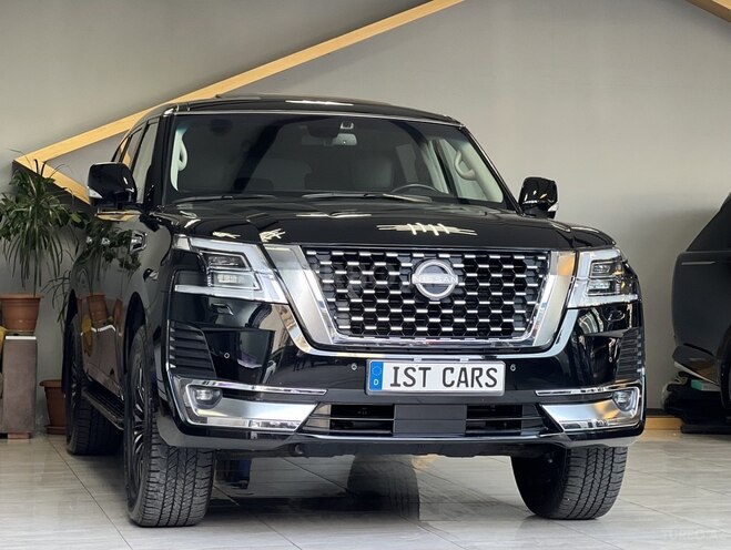Nissan Patrol 2018, 112,000 km - 5.6 л - Bakı