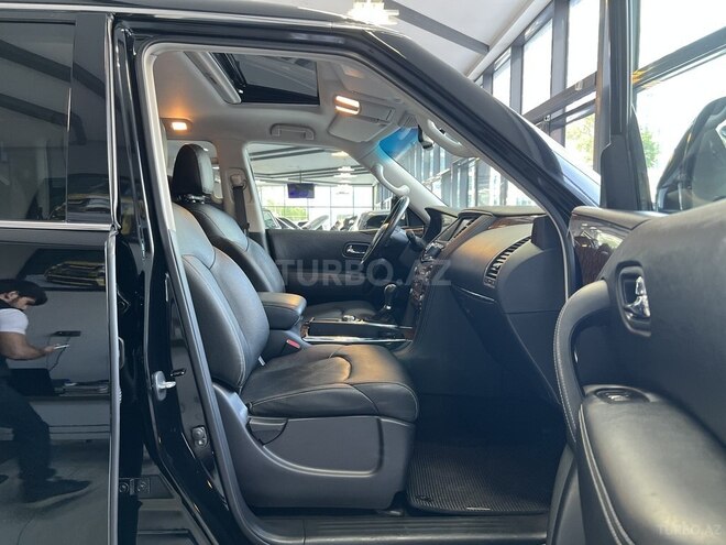 Nissan Patrol 2018, 112,000 km - 5.6 л - Bakı