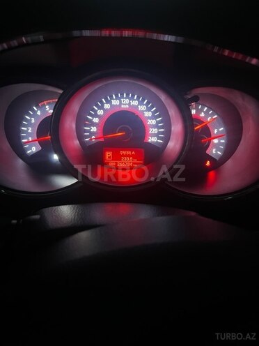Kia Sorento 2011, 266,000 km - 2.0 л - Bakı