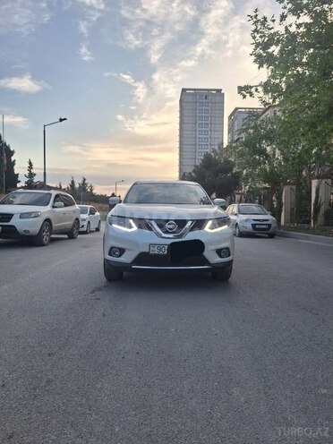 Nissan X-Trail 2015, 111,000 km - 2.5 l - Bakı