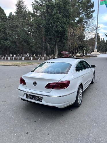 Volkswagen Passat CC-4