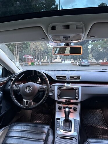 Volkswagen Passat CC-8