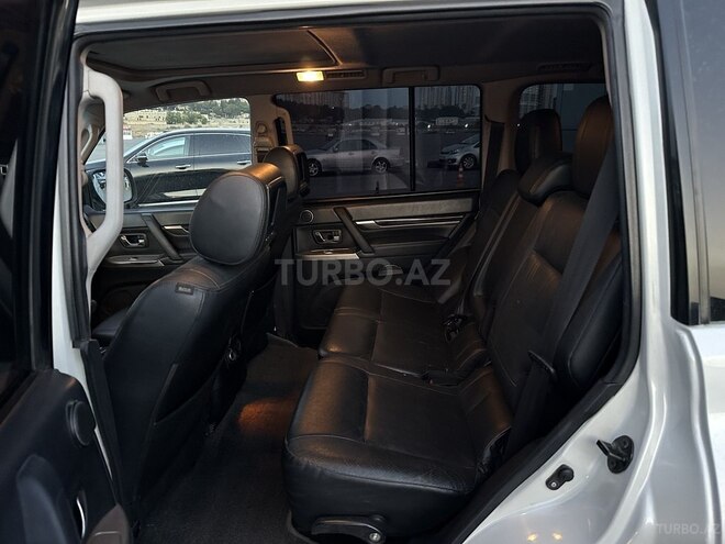 Mitsubishi Pajero 2013, 130,000 km - 3.0 l - Bakı
