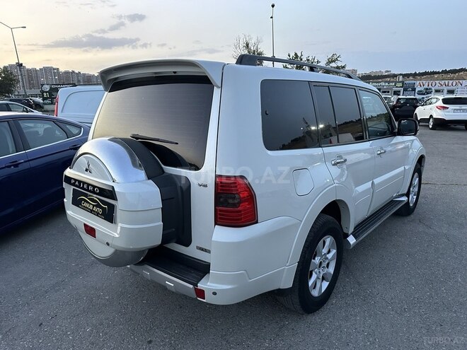 Mitsubishi Pajero 2013, 130,000 km - 3.0 l - Bakı