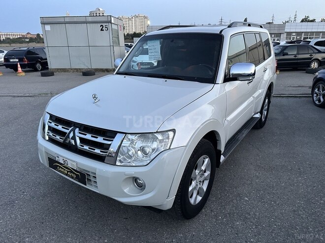 Mitsubishi Pajero 2013, 130,000 km - 3.0 l - Bakı