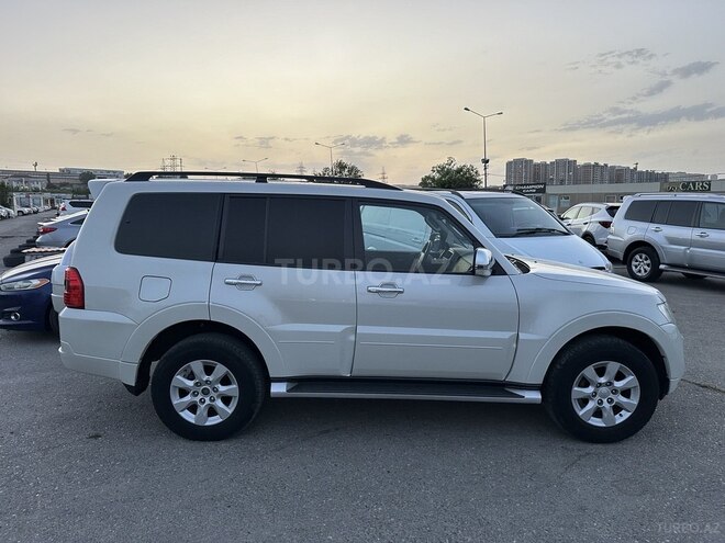 Mitsubishi Pajero 2013, 130,000 km - 3.0 l - Bakı