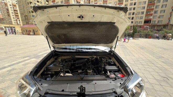 Toyota Land Cruiser Prado 2010, 216,123 km - 2.7 л - Bakı