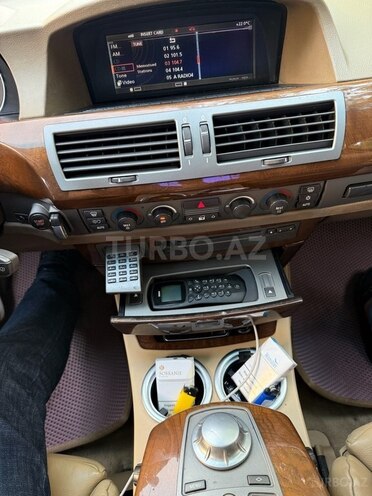 BMW 735 2005, 232,500 km - 3.5 л - Sumqayıt