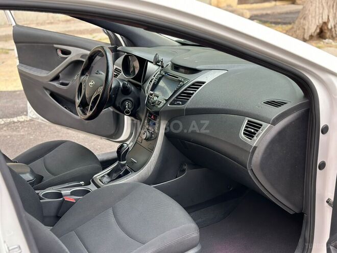 Hyundai Elantra 2014, 200,000 km - 1.8 л - Sumqayıt