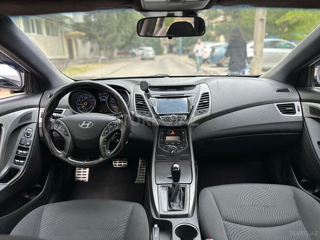 Hyundai Elantra 2014, 200,000 km - 1.8 л - Sumqayıt