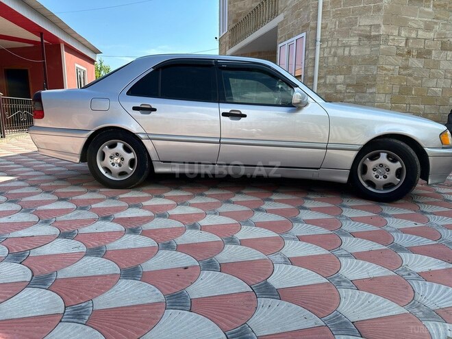Mercedes C 230 2000, 270,621 km - 2.3 l - Balakən