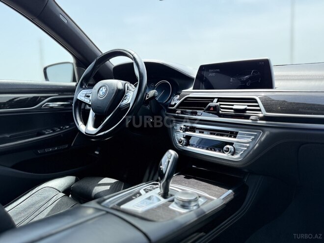 BMW 740 2016, 132,000 km - 3.0 l - Bakı
