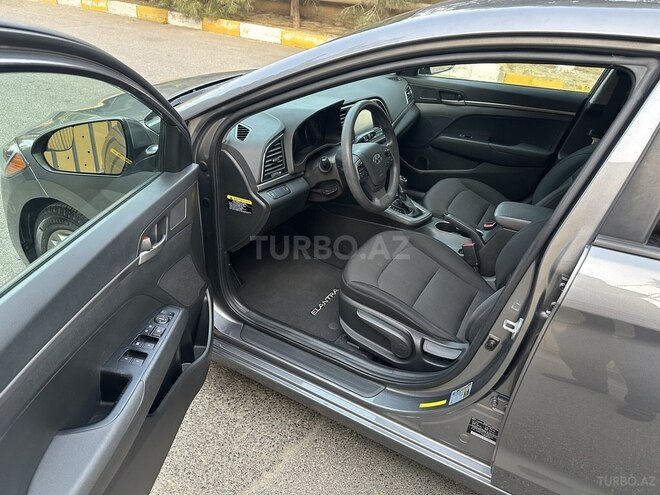 Hyundai Elantra 2017, 92,675 km - 2.0 l - Bakı