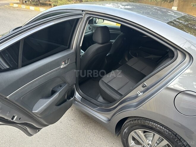 Hyundai Elantra 2017, 92,675 km - 2.0 l - Bakı