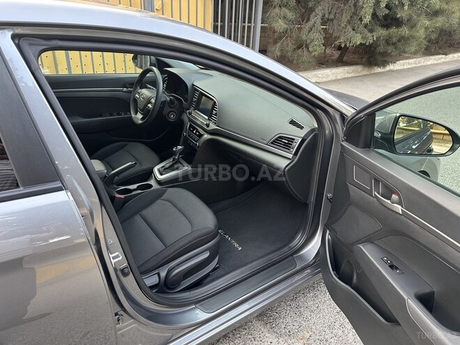 Hyundai Elantra 2017, 92,675 km - 2.0 l - Bakı