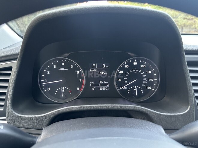 Hyundai Elantra 2017, 92,675 km - 2.0 l - Bakı