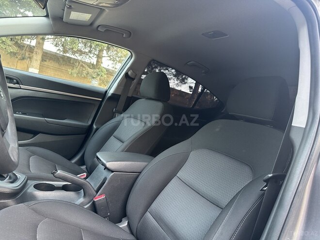 Hyundai Elantra 2017, 92,675 km - 2.0 l - Bakı