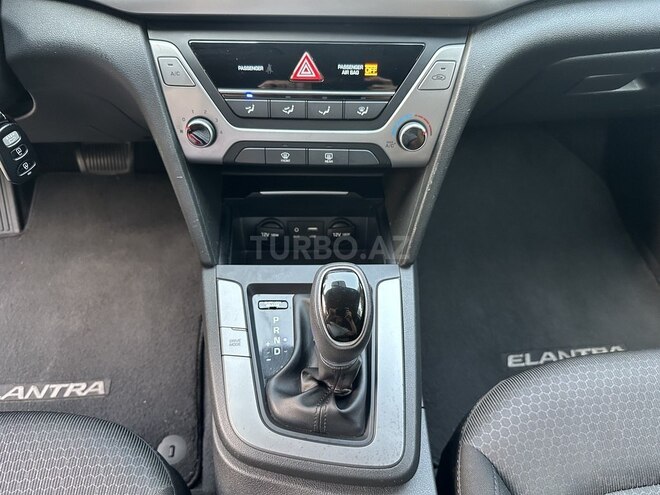 Hyundai Elantra 2017, 92,675 km - 2.0 l - Bakı