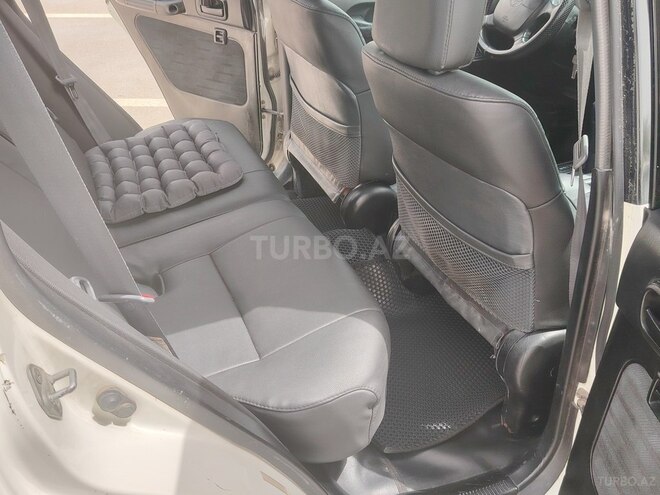 Toyota RAV4 1996, 268,900 km - 2.0 l - Bakı