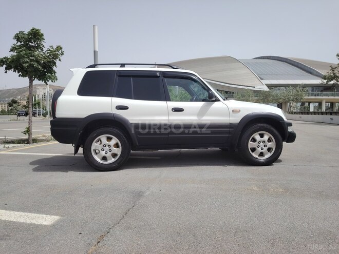 Toyota RAV4 1996, 268,900 km - 2.0 l - Bakı