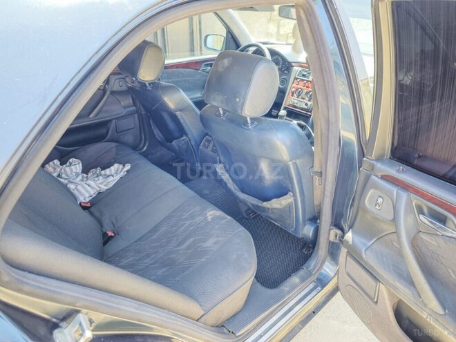 Mercedes E 220 d 1999, 274,456 km - 2.2 l - Sumqayıt