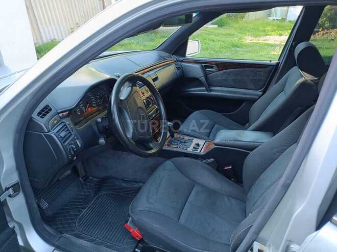 Mercedes E 240 1997, 361,500 km - 2.4 l - Balakən