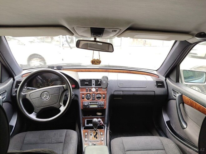Mercedes C 180 1999, 460,000 km - 1.8 l - Bakı