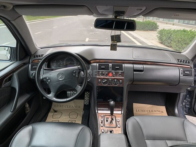 Mercedes E 280 2000, 370,000 km - 2.8 l - Bakı
