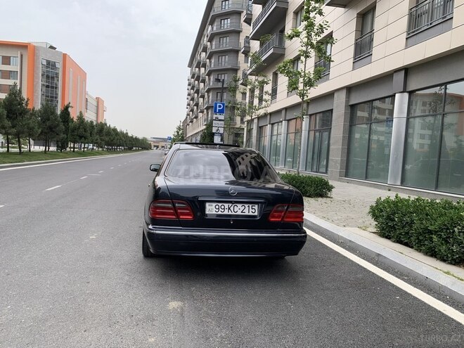 Mercedes E 280 2000, 370,000 km - 2.8 l - Bakı