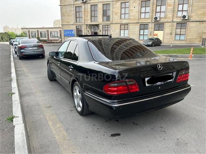 Mercedes E 240 2000, 445,000 km - 2.4 l - Bakı