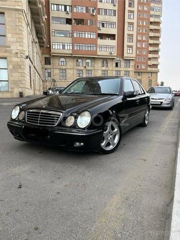 Mercedes E 240 2000, 445,000 km - 2.4 l - Bakı