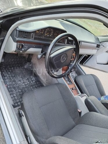 Mercedes E 220 1995, 704,848 km - 2.2 l - Mingəçevir