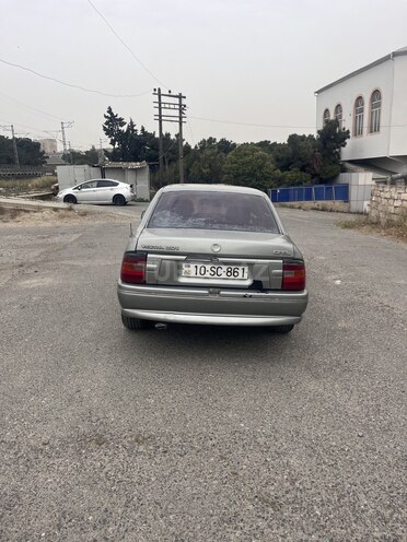 Opel Vectra 1993, 200,000 km - 2.0 л - Bakı