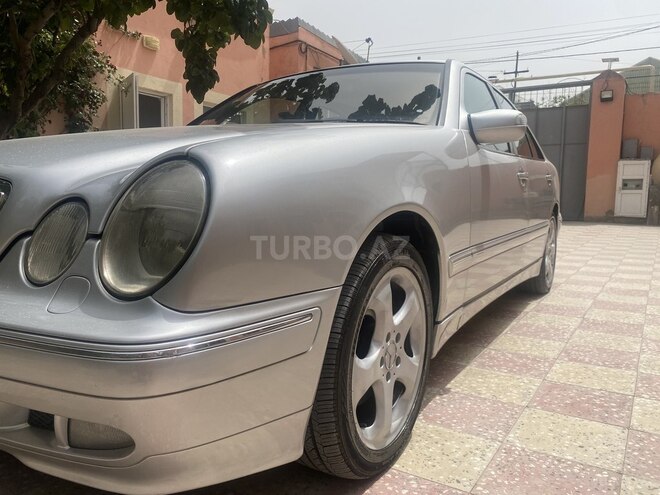 Mercedes E 270 2001, 361,000 km - 2.7 l - Bakı