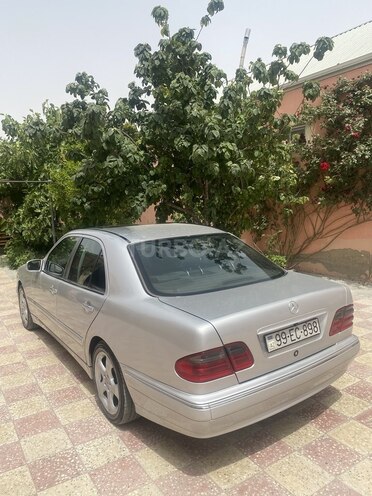 Mercedes E 270 2001, 361,000 km - 2.7 l - Bakı
